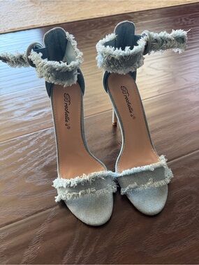 Breckelles Light Blue Denim Frayed Ankle Strap Heels